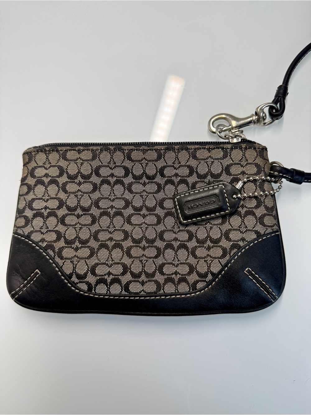 Vintage Y2K Coach Soho Signature Canvas Jacquard Top-Zip Wristlet